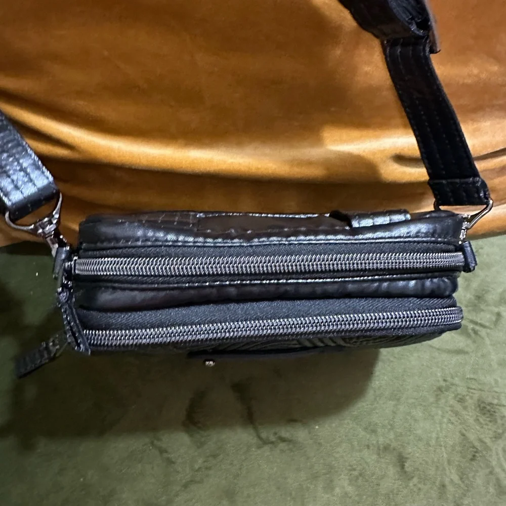 New! Lug Coupe Convertible Crossbody/Sling/Hip Bag - Picture 8 of 16